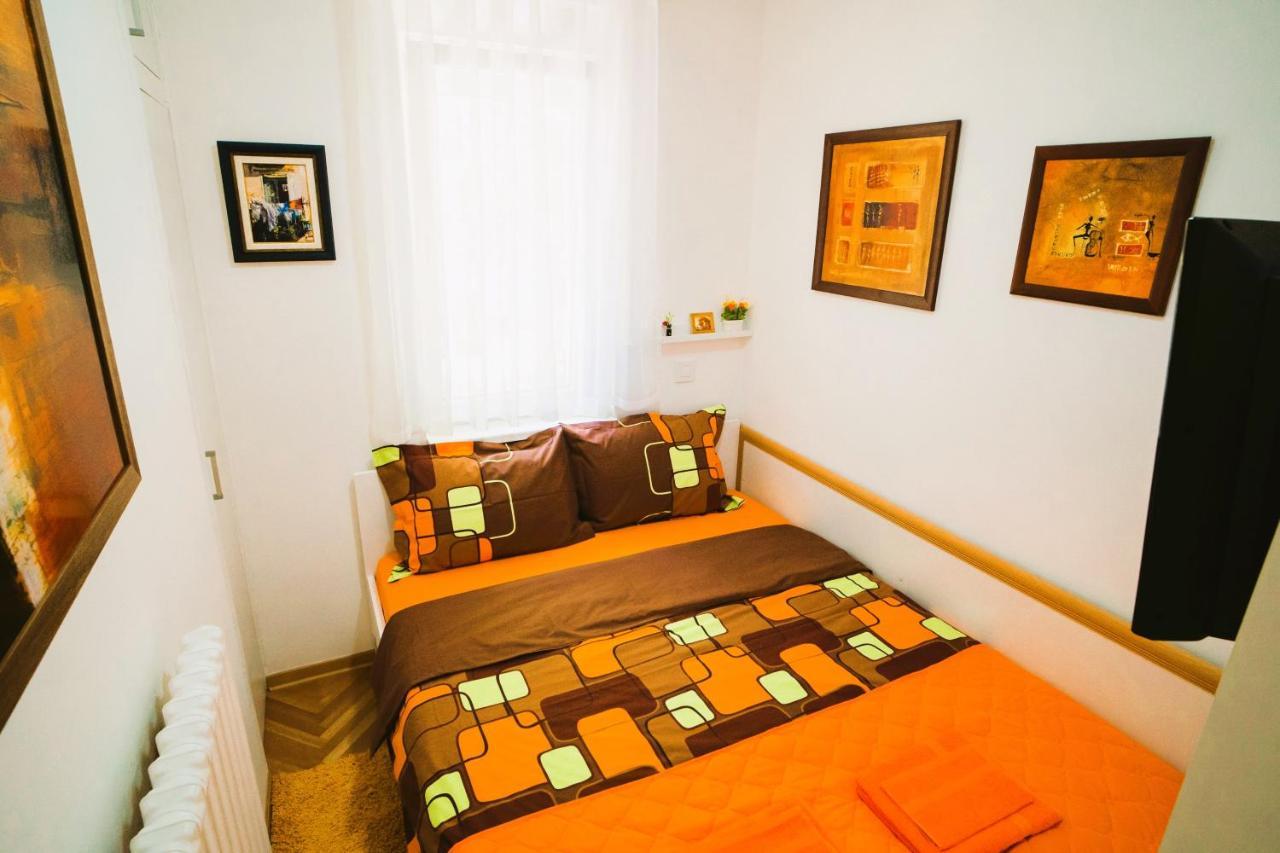 Golden Place Belgrado Exterior foto